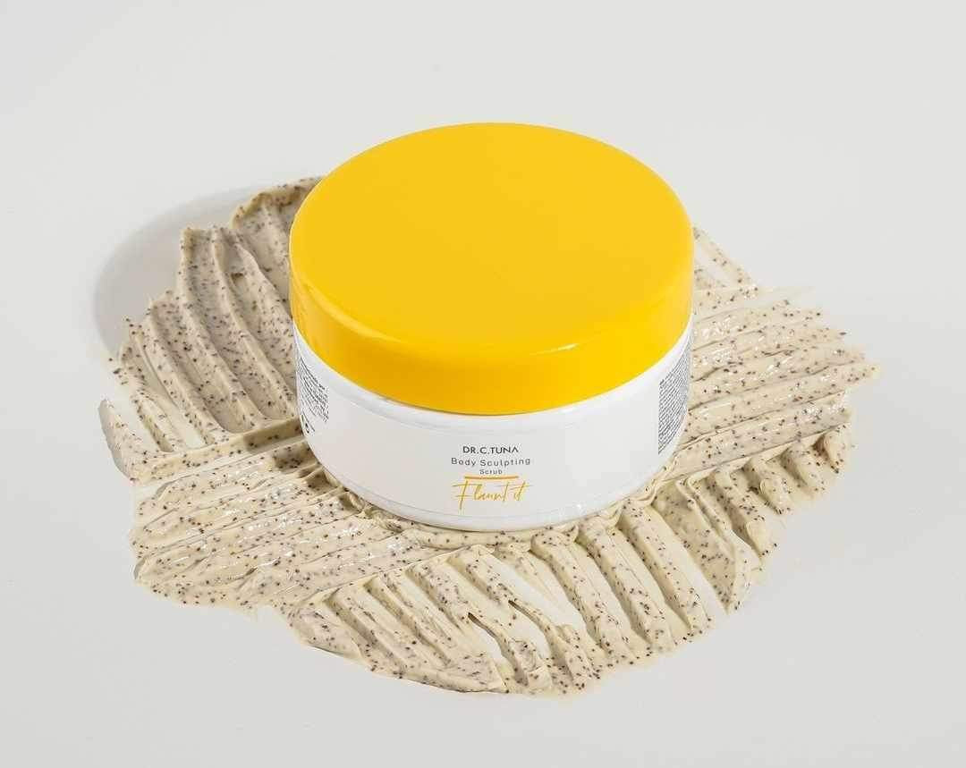 Dr. C. Tuna Flaunt It Anti-cellulitis peeling